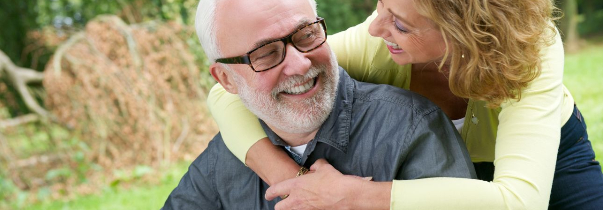 bone to grow into a hip replacement